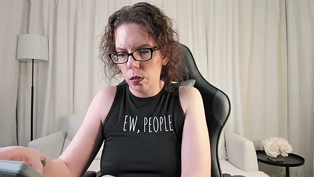 SaraDesirexo online show from March 7, 2026, 2:18 am