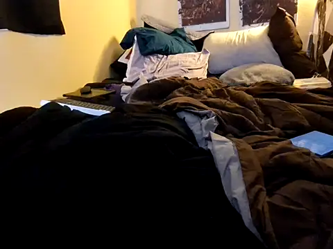 Snapshot of Mic_Oxinner chatting on February 6, 2026, 7:32 pm Mic Oxinner online show from February 6, 2026, 7:32 pm