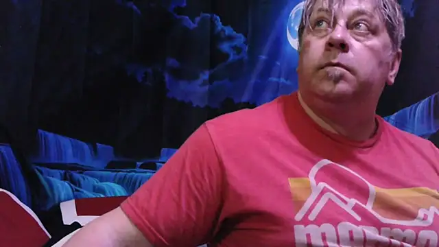 Snapshot of Mic_Oxinner chatting on February 24, 2026, 11:33 am Mic Oxinner online show from February 24, 2026, 11:33 am