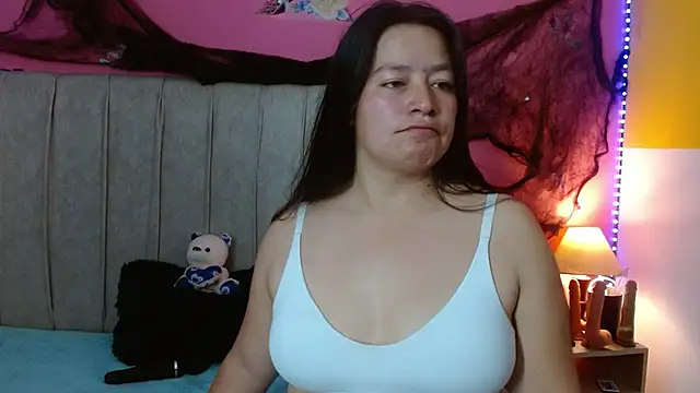 Snapshot of monickhot303av chatting on October 30, 2025, 4:22 am monickhot303av online show from October 30, 2025, 4:22 am