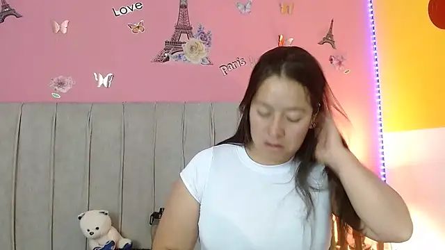 Snapshot of monickhot303av chatting on September 19, 2025, 4:05 am monickhot303av online show from September 19, 2025, 4:05 am