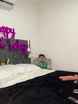 Snapshot of Abusive_cousin chatting on February 2, 2025, 5:10 am Abusive cousin online show from February 2, 2025, 5:10 am