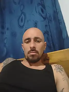 Snapshot of fire_menxxx001 chatting on June 6, 2026, 11:32 pm fire menxxx001 online show from June 6, 2026, 11:32 pm