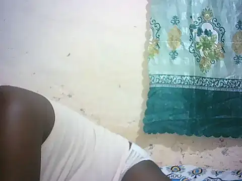 Snapshot of ebony_valleria chatting on July 7, 2026, 5:10 am ebony valleria online show from July 7, 2026, 5:10 am