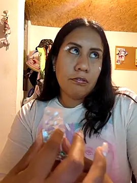 Snapshot of KasiaVenus_ chatting on December 18, 2025, 4:17 am KasiaVenus online show from December 18, 2025, 4:17 am