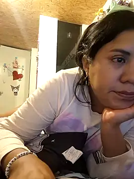 Snapshot of KasiaVenus_ chatting on February 1, 2025, 5:18 am KasiaVenus online show from February 1, 2025, 5:18 am