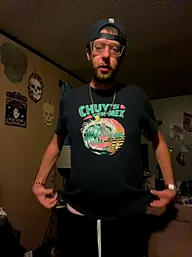 Snapshot of denverfwb chatting on October 3, 2025, 5:31 am denverfwb online show from October 3, 2025, 5:31 am