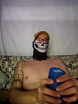 Cadillacninja online show from October 29, 2025, 8:57 am