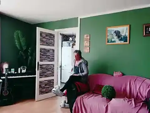 Snapshot of Anjela30 chatting on December 13, 2024, 1:12 pm Anjela30 online show from December 13, 2024, 1:12 pm