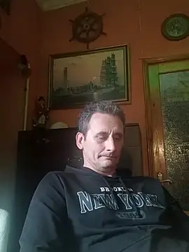 Snapshot of Viause_Kentauelle chatting on May 20, 2026, 5:37 am Viause Kentauelle online show from May 20, 2026, 5:37 am