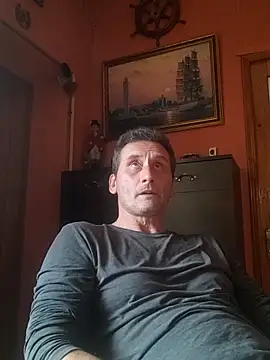 Snapshot of Viause_Kentauelle chatting on April 3, 2026, 11:16 am Viause Kentauelle online show from April 3, 2026, 11:16 am