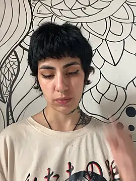 Snapshot of _Artemisa_X chatting on April 17, 2026, 4:21 pm Artemisa X online show from April 17, 2026, 4:21 pm