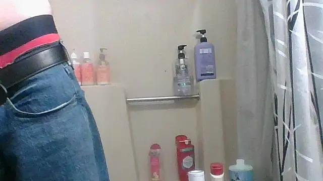 Snapshot of jaxx12369 chatting on November 21, 2025, 2:43 am jaxx12369 online show from November 21, 2025, 2:43 am