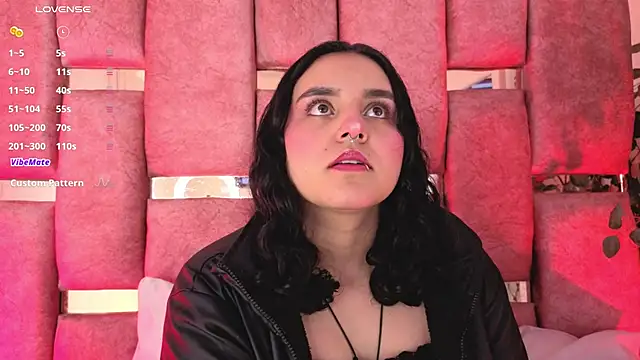 Snapshot of _Ambar-devon_ chatting on November 12, 2025, 7:18 pm Ambar-devon online show from November 12, 2025, 7:18 pm