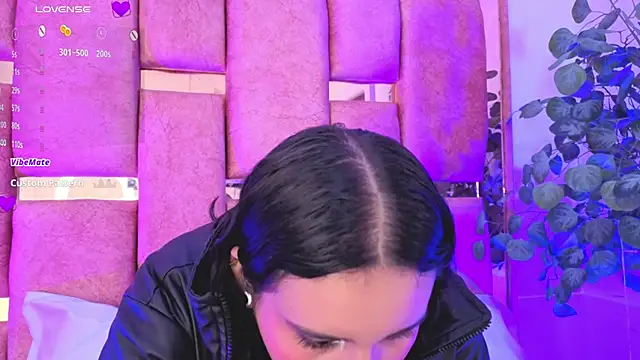 Snapshot of _Ambar-devon_ chatting on November 4, 2025, 11:03 am Ambar-devon online show from November 4, 2025, 11:03 am