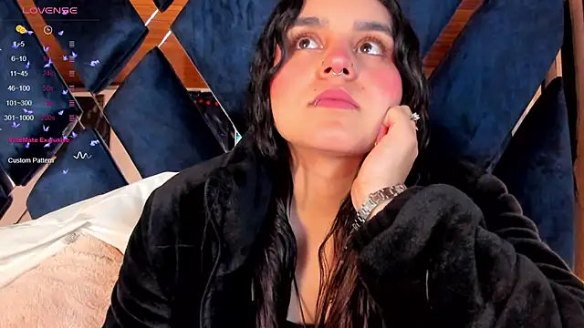 Snapshot of _Ambar-devon_ chatting on March 21, 2025, 3:22 am Ambar-devon online show from March 21, 2025, 3:22 am