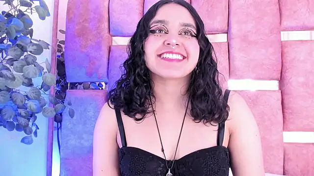 Snapshot of _Ambar-devon_ chatting on October 20, 2025, 7:03 pm Ambar-devon online show from October 20, 2025, 7:03 pm