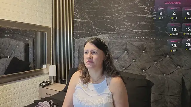 Snapshot of charlotte__G chatting on March 28, 2026, 11:00 am charlotte G online show from March 28, 2026, 11:00 am