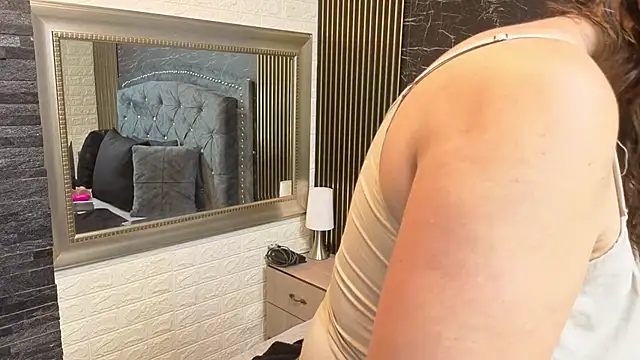 Snapshot of charlotte__G chatting on March 12, 2026, 10:52 am charlotte G online show from March 12, 2026, 10:52 am