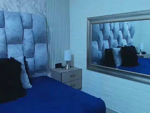 charlotte  G online show from September 26, 2025, 11:06 am