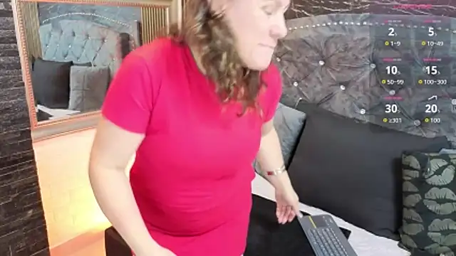 Snapshot of charlotte__G chatting on April 8, 2026, 11:22 am charlotte G online show from April 8, 2026, 11:22 am