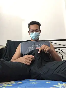 Zeuhorny online show from July 15, 2026, 9:22 pm