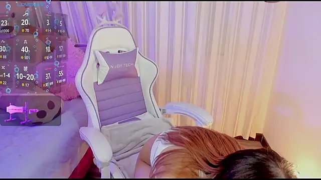 Snapshot of Lovely_celestte chatting on February 11, 2026, 12:43 am Lovely celestte online show from February 11, 2026, 12:43 am