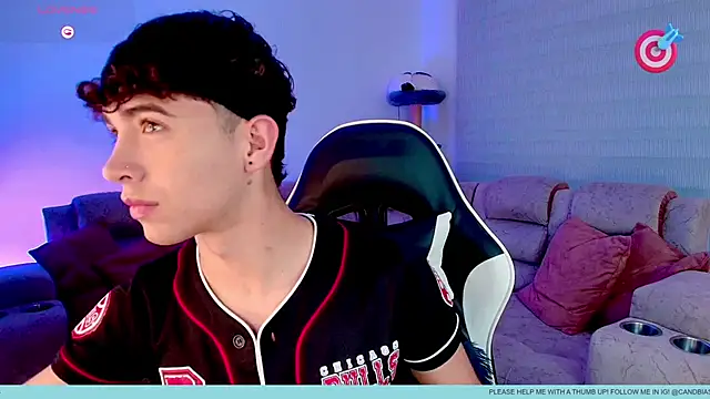 Niico Cruz online show from January 7, 2026, 10:26 pm