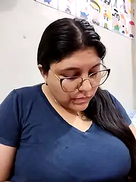 Snapshot of Addison_ValeryStar chatting on January 16, 2025, 12:23 am Addison ValeryStar online show from January 16, 2025, 12:23 am