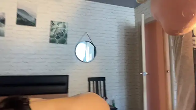 leesmoke online show from December 16, 2025, 5:44 am