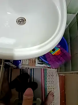 Tyhguhhijh online show from December 14, 2025, 9:09 pm