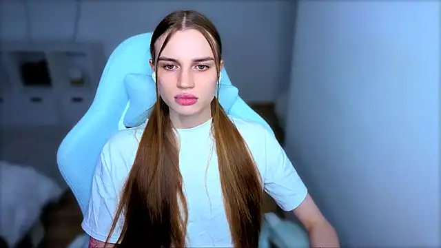 StellaLawless online show from September 13, 2025, 8:42 pm