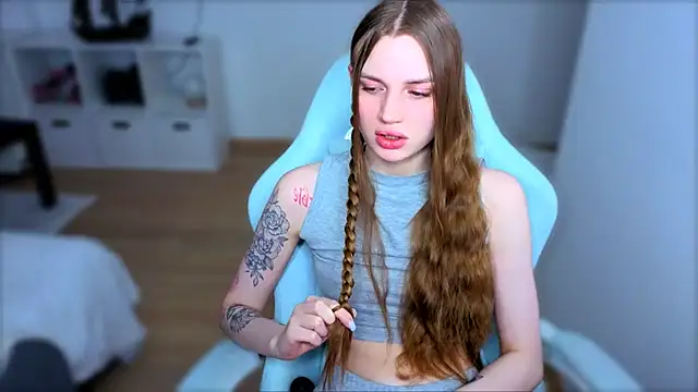 Snapshot of StellaLawless chatting on February 17, 2026, 4:48 pm StellaLawless online show from February 17, 2026, 4:48 pm