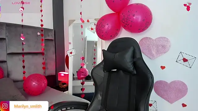 MarilynSmIith online show from February 17, 2026, 12:02 pm