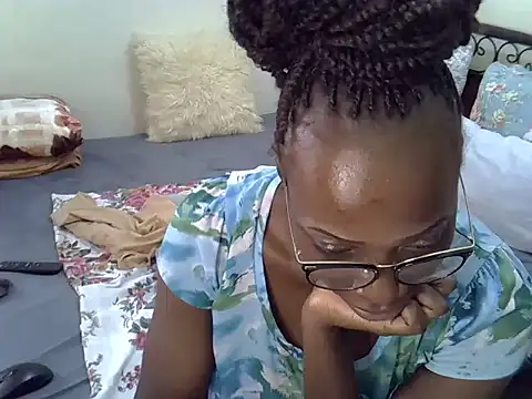 Sweet Bear online show from April 10, 2026, 10:22 am