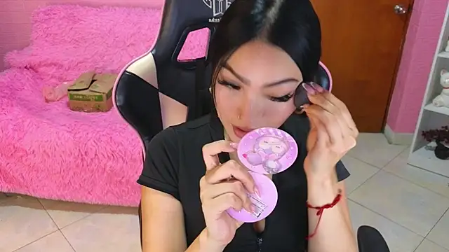 keity moon online show from April 9, 2026, 1:28 pm