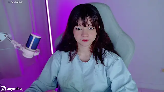 Snapshot of stephybrown chatting on December 16, 2024, 12:15 am stephybrown online show from December 16, 2024, 12:15 am