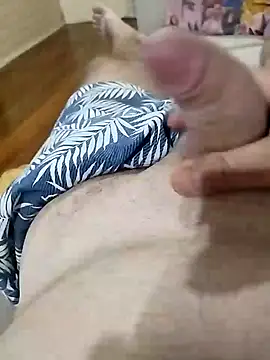 Snapshot of danielsafado222 chatting on January 25, 2025, 1:54 am danielsafado222 online show from January 25, 2025, 1:54 am