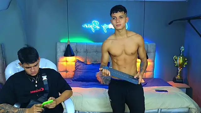 Paradise boy s online show from December 11, 2024, 11:43 pm