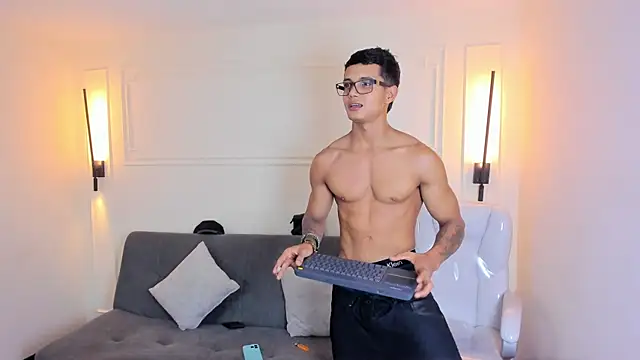 Paradise boy s online show from September 16, 2025, 12:33 am