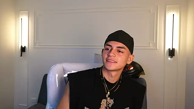 Paradise boy s online show from January 16, 2025, 2:41 am