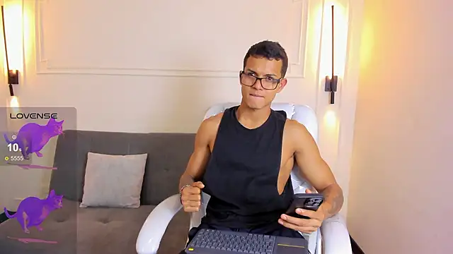 Paradise boy s online show from February 19, 2026, 7:55 pm