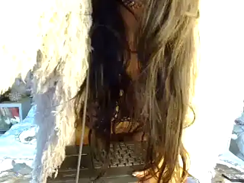 isabela-saenz online show from January 25, 2025, 2:58 am