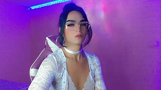 Ms-Zoehans online show from January 7, 2026, 9:53 pm