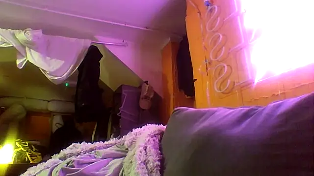 pervy devil online show from February 20, 2026, 6:26 am