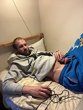 pervy devil online show from September 14, 2025, 5:08 am