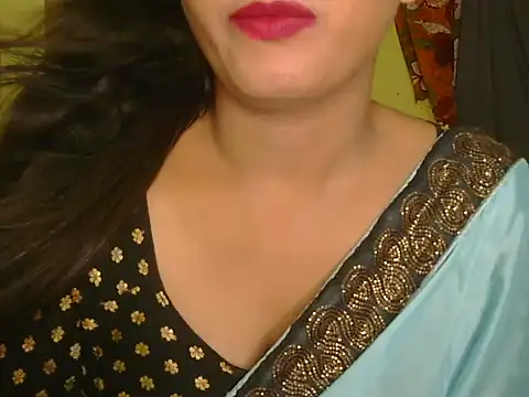 Snapshot of Model-Tanya chatting on March 6, 2025, 2:08 pm Model-Tanya online show from March 6, 2025, 2:08 pm