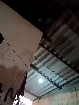 Snapshot of Grazzy85 chatting on February 3, 2025, 11:42 am Grazzy85 online show from February 3, 2025, 11:42 am