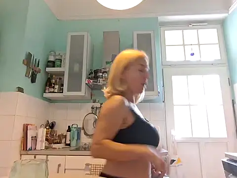 FrauleinSchmitt online show from September 26, 2025, 10:00 am