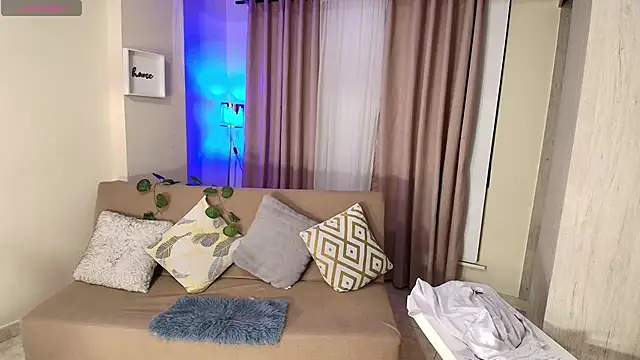 Snapshot of amelyaDreams chatting on February 7, 2025, 7:17 pm amelyaDreams online show from February 7, 2025, 7:17 pm